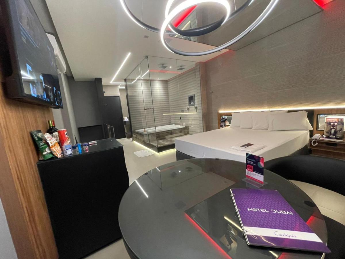 Motel Dubai Bh (Adults Only) 벨루오리존치 외부 사진